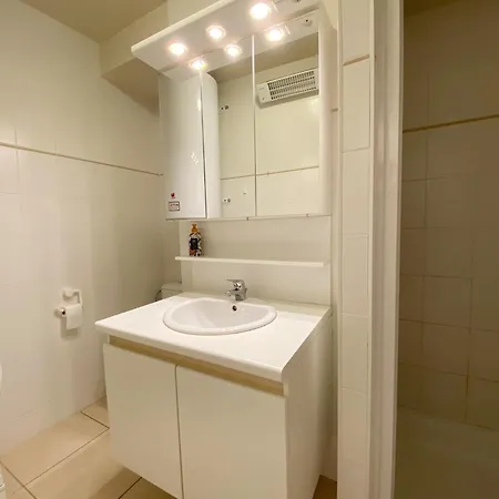 Horizon 0501 Located On The Sea Apartment