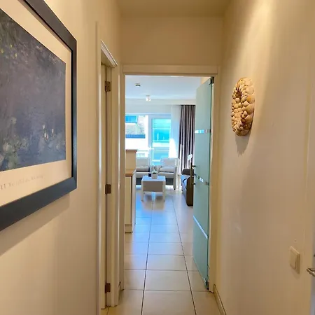 Apartment Horizon 0501 Located On The Sea
