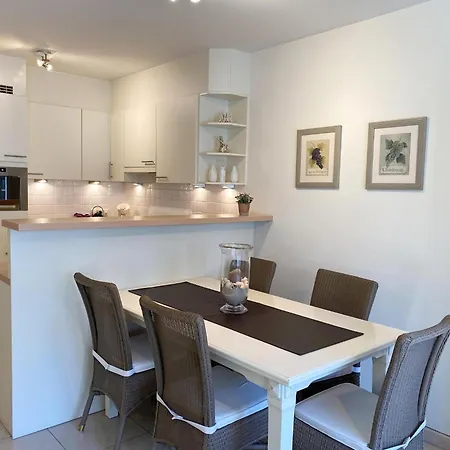 Apartman In By The *