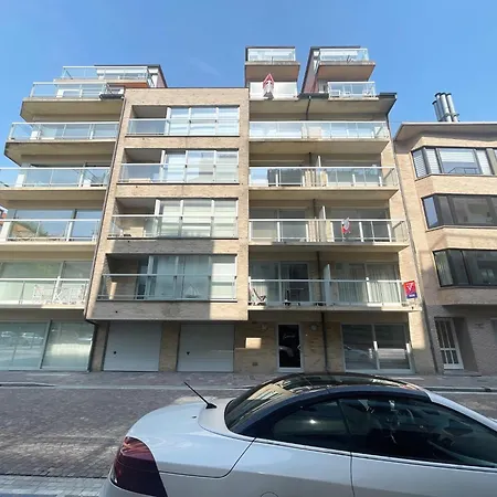 Apartment Horizon 0501 Located On The Sea
